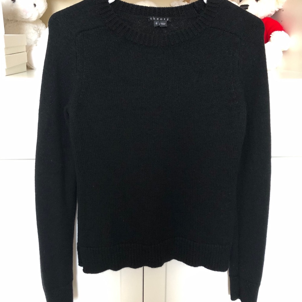 Theory 100%wool sweater, size S